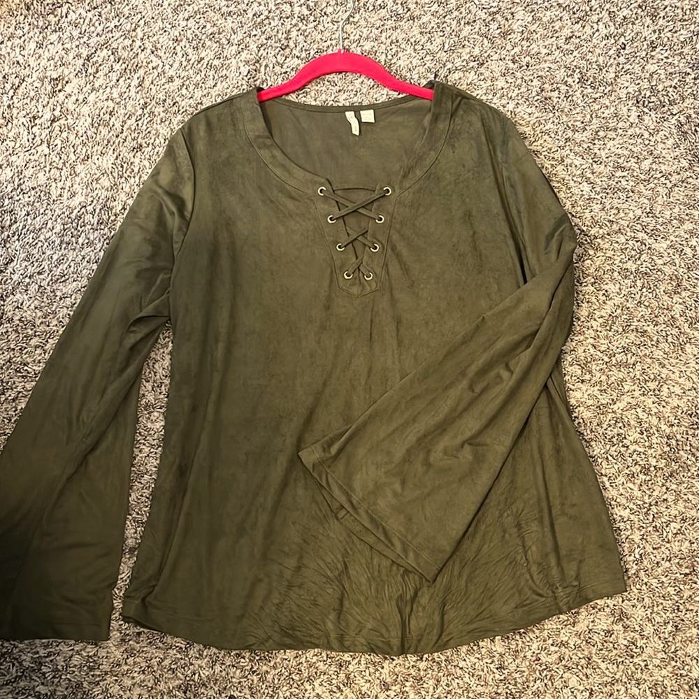 Super soft suade blouse with cross cross collar and bell sleeves